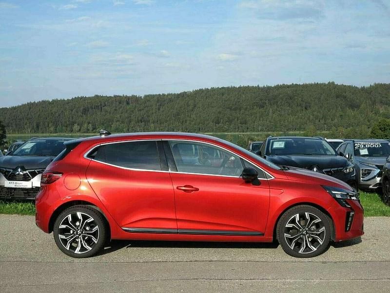 Gebraucht Mitsubishi Colt Select 91 PS (66 kW) 2024 Aurorarot, und royal blue Kleinwagen