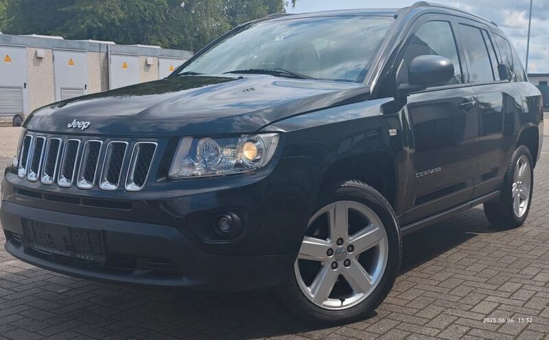 Schwarz Gebraucht 2012 Jeep Compass Limited SUV | 8.590 € (Teuer) - Bild 1/4
