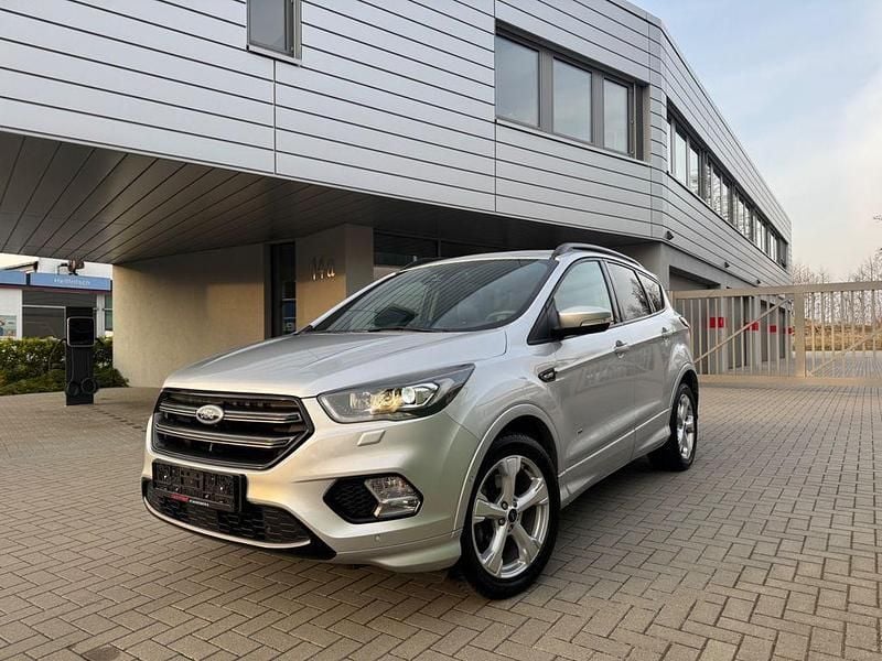 Gebraucht Ford Kuga ST-Line 179 PS (131 kW) 2019 Silber SUV