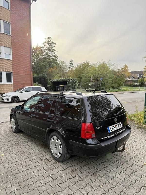 Schwarz Gebraucht 2001 VW Golf IV Kombi | 549 € (Superpreis) - Bild 1/2