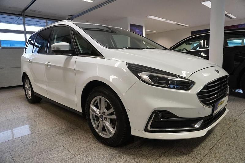 Gebraucht Ford Galaxy Titanium 150 PS (110 kW) 2022 Weiß Van / Kleinbus