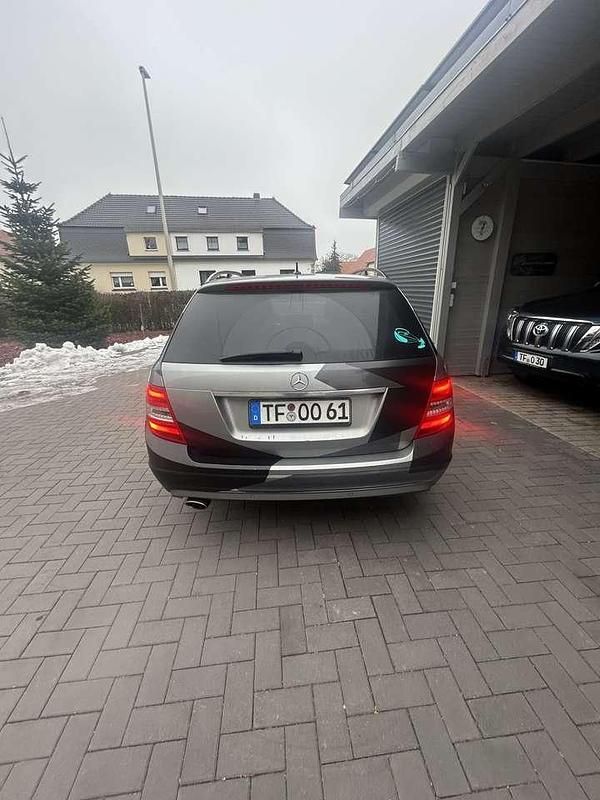 Gebraucht Mercedes C220 170 PS (125 kW) 2013 Grau Kombi