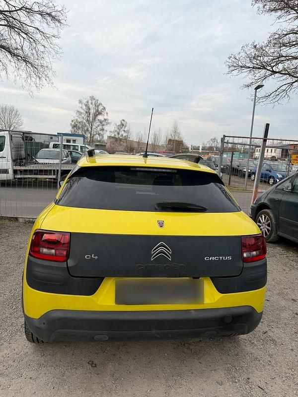 Gebraucht Citroën C4 80 PS (58 kW) 2017 Andere farben SUV