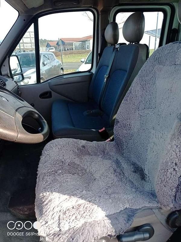 Gebraucht Renault Master 90 PS (66 kW) 2002 Weiß Van / Kleinbus