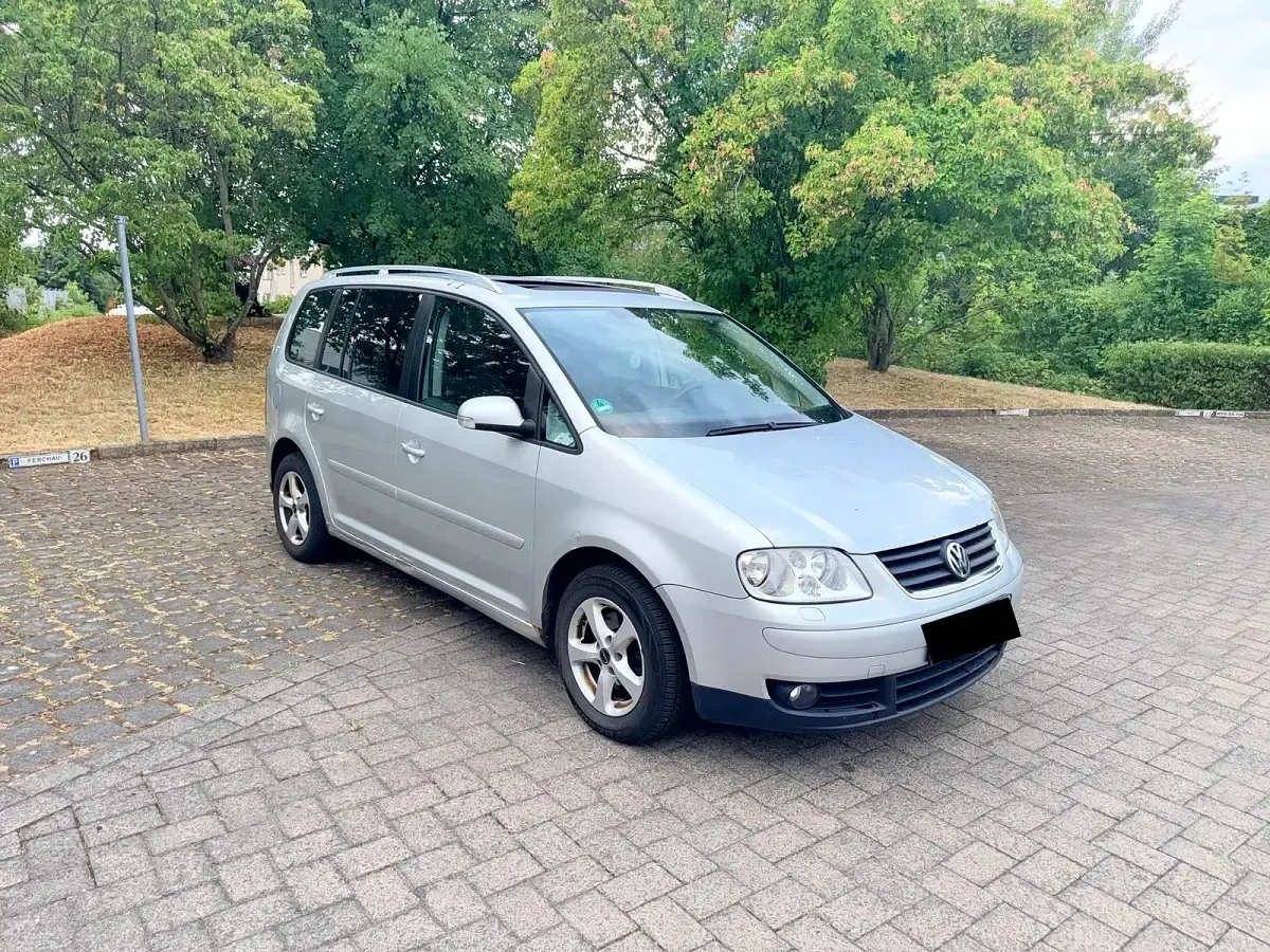 Gebraucht VW Touran 140 PS (102 kW) 2005 Silber Van / Kleinbus