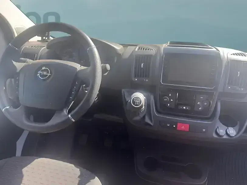 Gebraucht Opel Movano 165 PS (121 kW) 2024 Weiß Van
