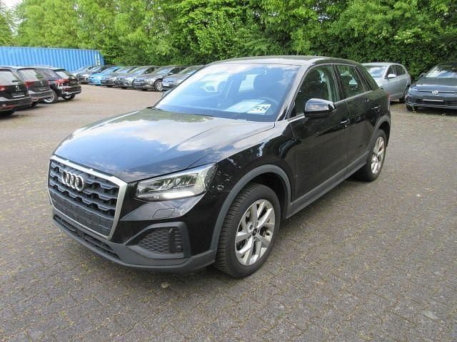 Mythosschwarz (metallic) Gebraucht 2023 Audi Q2 SUV | 20.988 € (Fairer Preis) - Bild 1/4