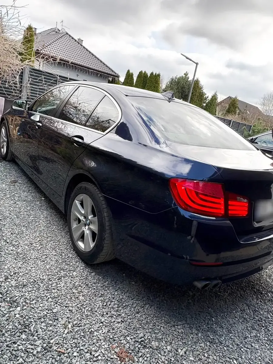 Gebraucht BMW 520 Sport Line 184 PS (135 kW) 2012 Andere farben Limousine