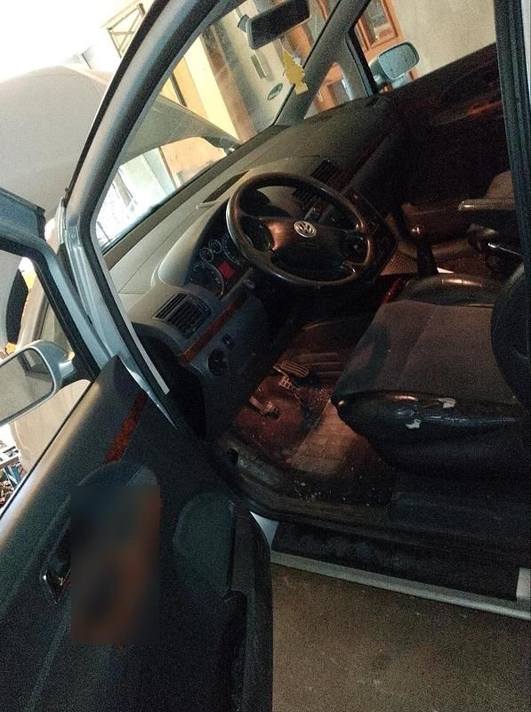 Gebraucht VW Sharan 140 PS (102 kW) 2003 Silber Van / Kleinbus