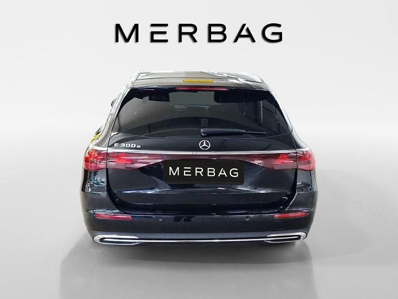 Gebraucht Mercedes E300 Advanced Plus 204 PS (150 kW) 2025 Schwarz Kombi