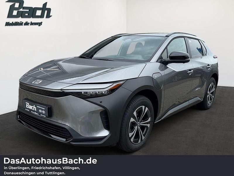 Grau Gebraucht 2025 Toyota bZ4X SUV | 39.690 € (Guter Preis) - Bild 1/4