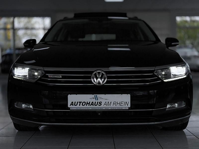 Gebraucht VW Passat Comfortline 239 PS (175 kW) 2015 Schwarz Kombi
