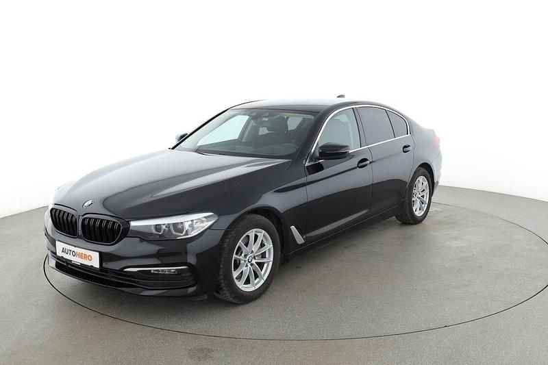 Schwarz Gebraucht 2018 BMW 520 Limousine | 22.530 € (Fairer Preis) - Bild 1/3