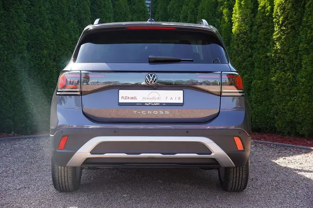 Neu VW T-Cross 116 PS (85 kW) 2026 Deepblackpearlmet. SUV