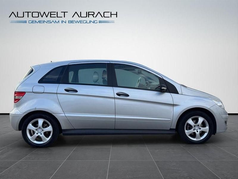 Gebraucht Mercedes B170 116 PS (85 kW) 2007 Silber Van / Kleinbus