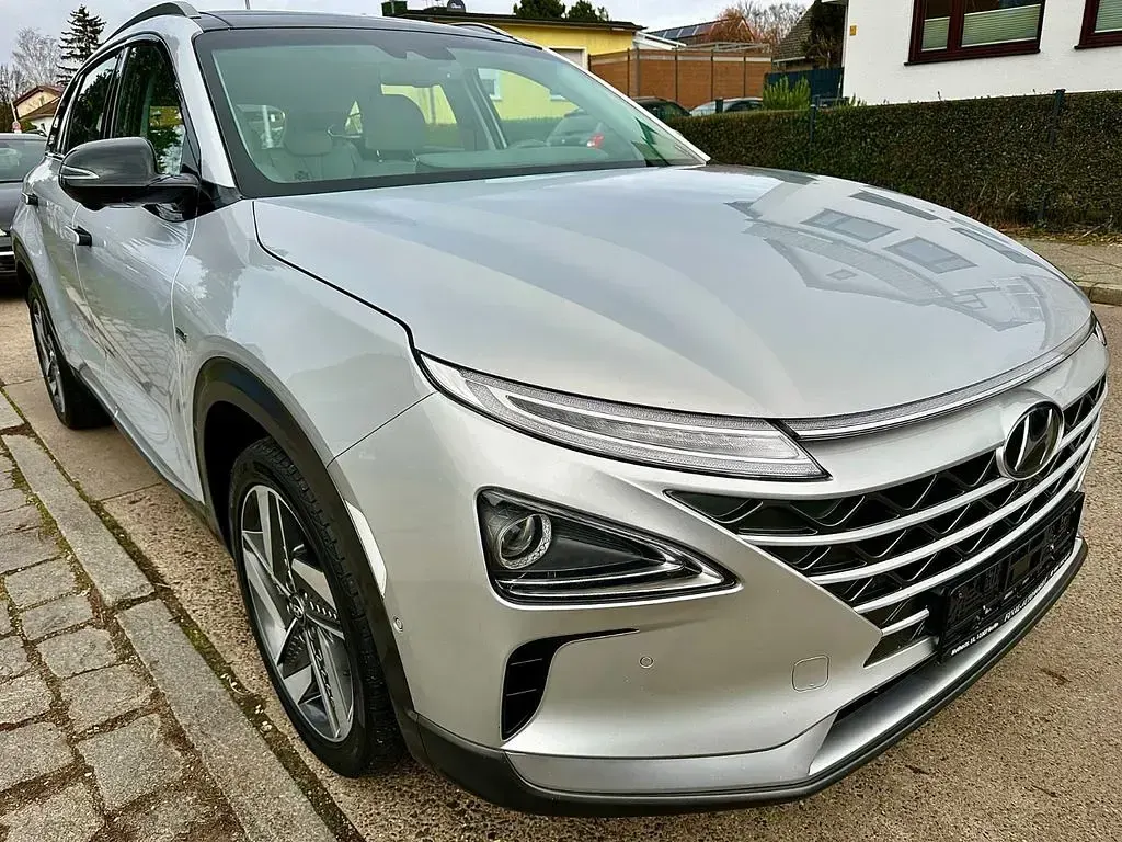 Gebraucht Hyundai Nexo Basis 163 PS (119 kW) 2019 Grau SUV