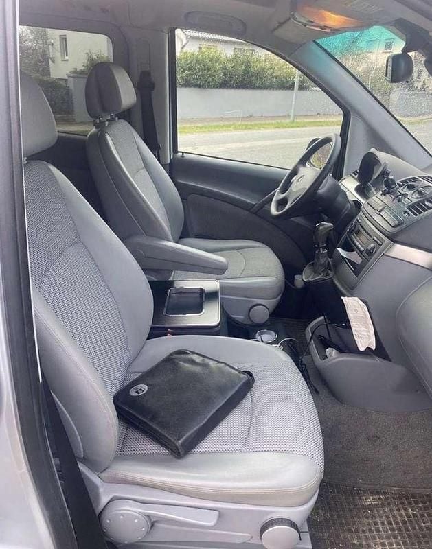 Gebraucht Mercedes Viano 150 PS (110 kW) 2006 Grau Van / Kleinbus