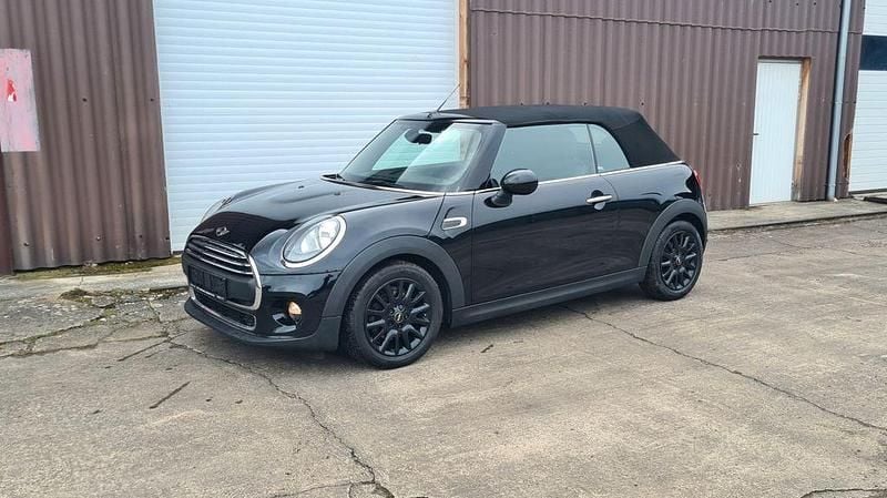Second-hand Mini One Cabriolet 102 CP (75 kW) 2017 Negru Cabrio