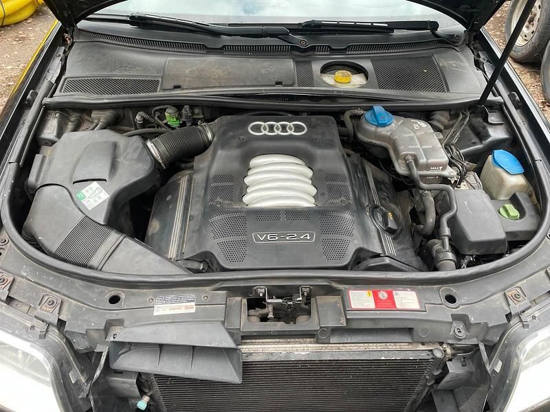 Gebraucht Audi A6 170 PS (125 kW) 2002 Schwarz Kombi
