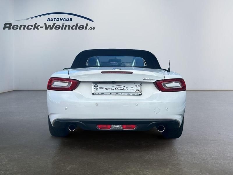 Gebraucht Fiat 124 Spider Lusso 140 PS (102 kW) 2017 Crystal white pearl mica (tricoat)) (weiss Cabrio