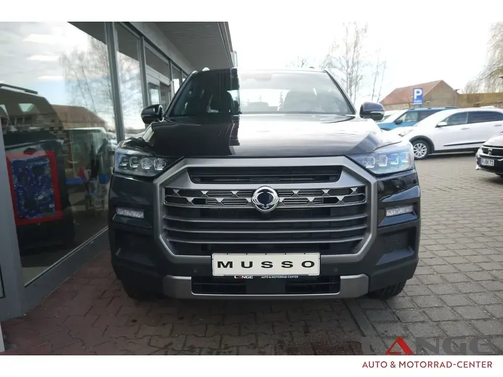 Neu KGM Musso Sapphire 203 PS (149 kW) 2025 Andere SUV