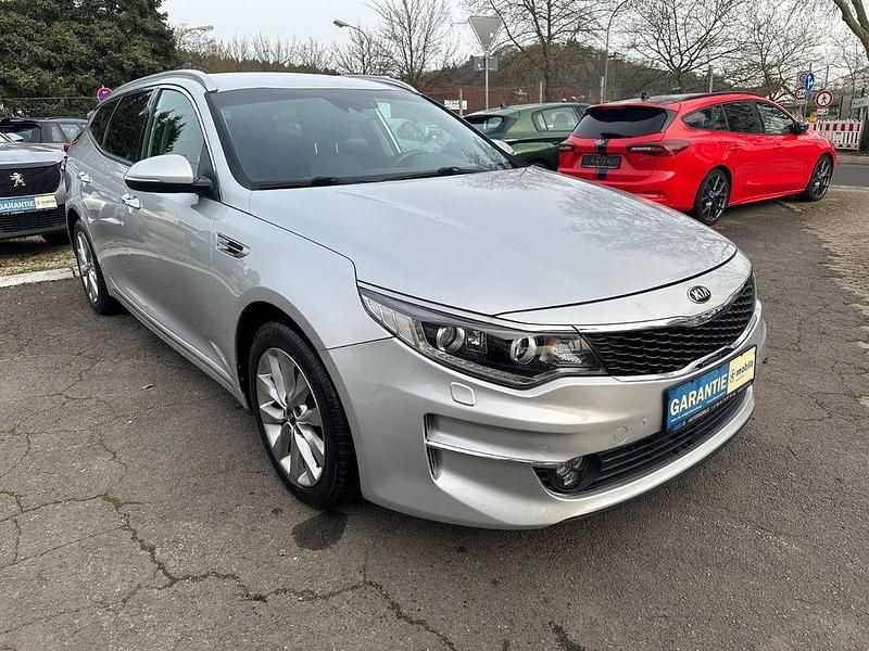 Gebraucht Kia Optima Spirit 141 PS (103 kW) 2017 Silber Kombi