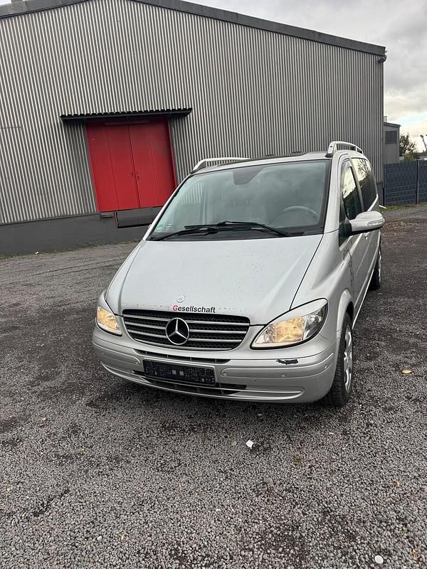 Silber Gebraucht 2005 Mercedes Viano Van / Kleinbus | 5.500 € (Superpreis) - Bild 1/4