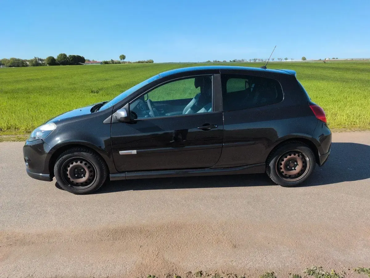 Gebraucht Renault Clio II GT 128 PS (94 kW) 2009 Schwarz Limousine