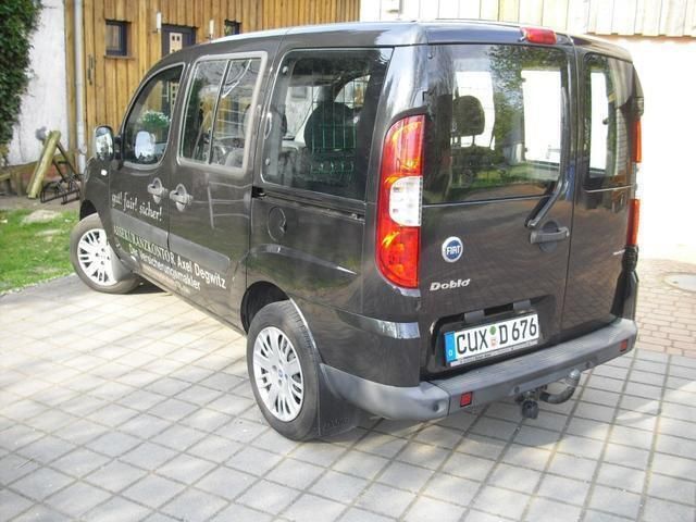 Gebraucht Fiat Doblò Dynamic 120 PS (88 kW) 2006 Schwarz metallic Van / Kleinbus