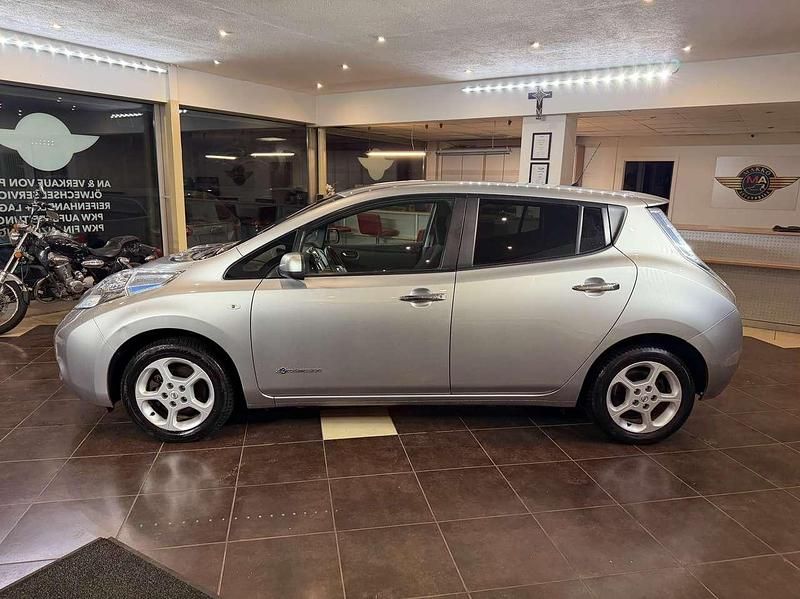 Gebraucht Nissan Leaf Acenta 80 kW (109 PS) 2017 Silver (m) Kleinwagen