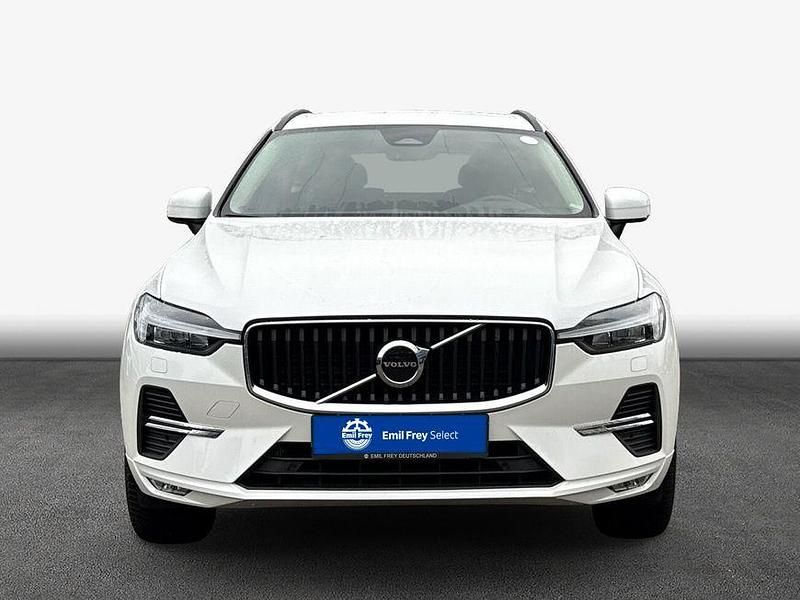 Gebraucht Volvo XC60 Core 250 PS (183 kW) 2024 Crystal white SUV