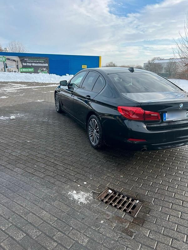 Gebraucht BMW 530e iPerformance 184 PS (135 kW) 2019 Schwarz Limousine