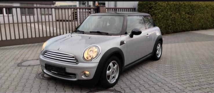 Grau Gebraucht 2007 Mini ONE Kleinwagen | 4.300 € (Teuer) - Bild 1/4