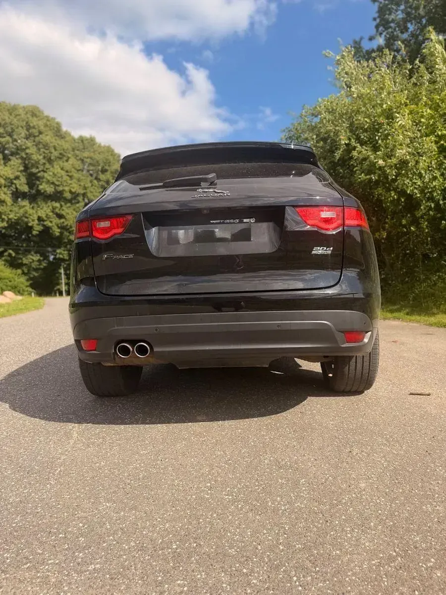 Gebraucht Jaguar F-Pace R-Sport 179 PS (131 kW) 2018 Schwarz SUV