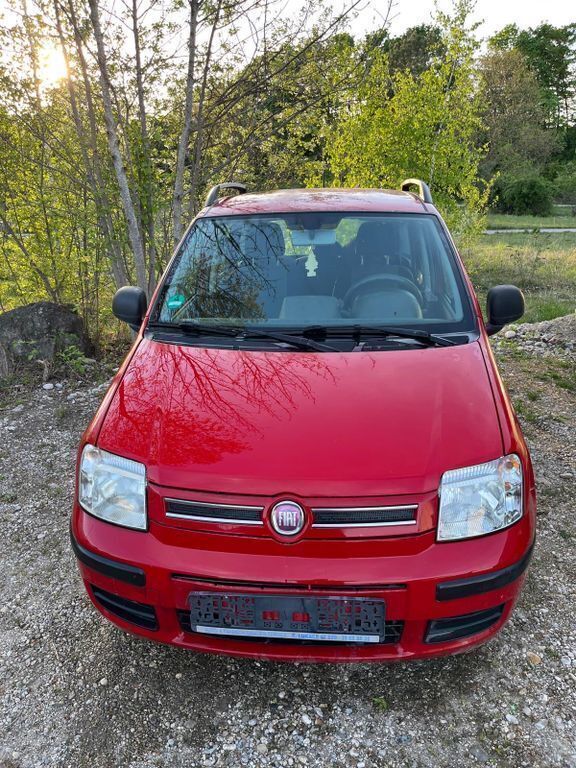 Rot Gebraucht 2011 Fiat Panda Dynamic Kleinwagen | 1.500 € (Superpreis) - Bild 1/4