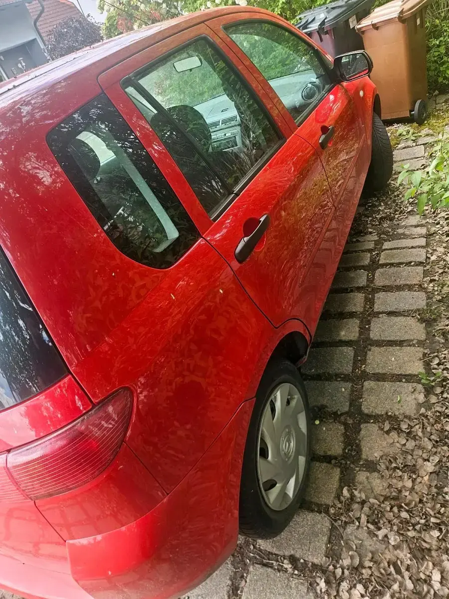 Gebraucht Mazda 2 75 PS (55 kW) 2005 Rot Kleinwagen
