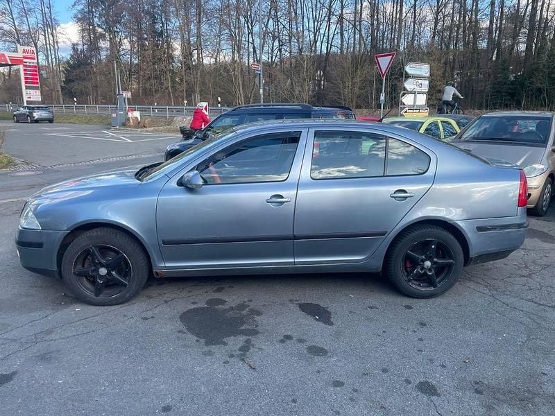 Gebraucht Skoda Octavia Ambiente 150 PS (110 kW) 2006 Grau Limousine