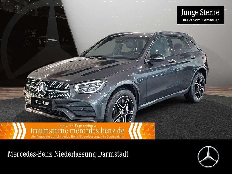 Grau Gebraucht 2022 Mercedes GLC300e AMG SUV | 44.890 € (Fairer Preis) - Bild 1/3