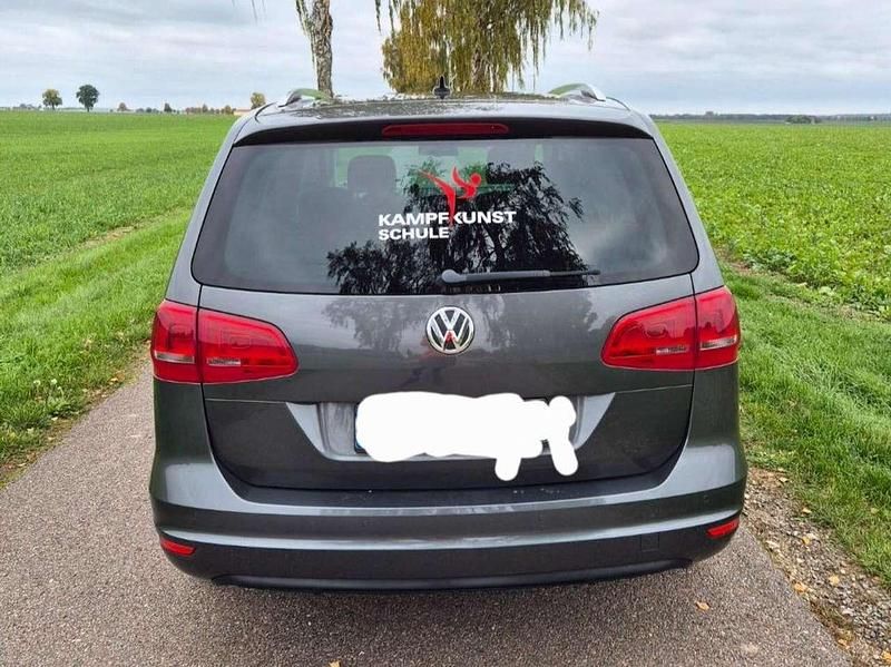 Gebraucht VW Sharan Comfortline 200 PS (147 kW) 2014 Grau Van / Kleinbus