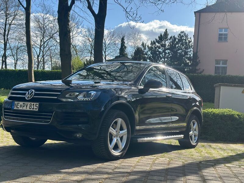 Schwarz Gebraucht 2014 VW Touareg SUV | 14.999 € (Guter Preis) - Bild 1/4