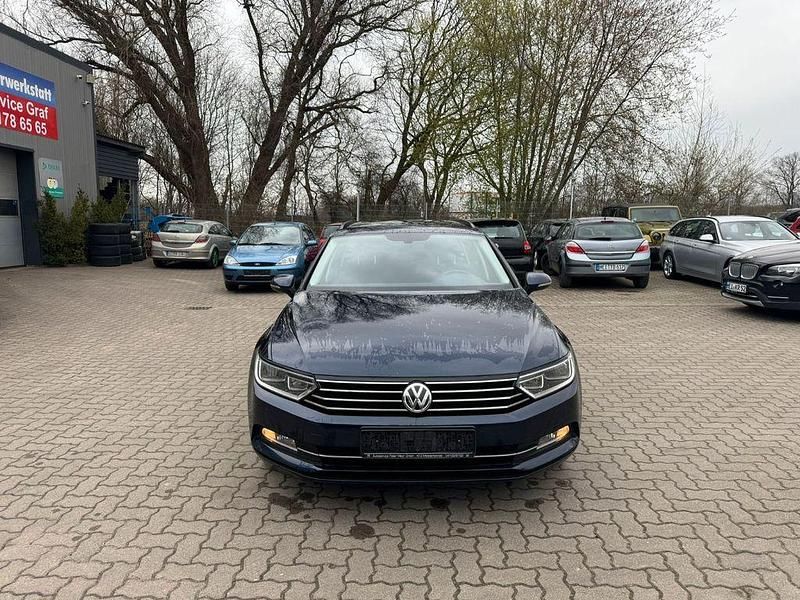 Gebraucht VW Passat 150 PS (110 kW) 2015 Blau Kombi