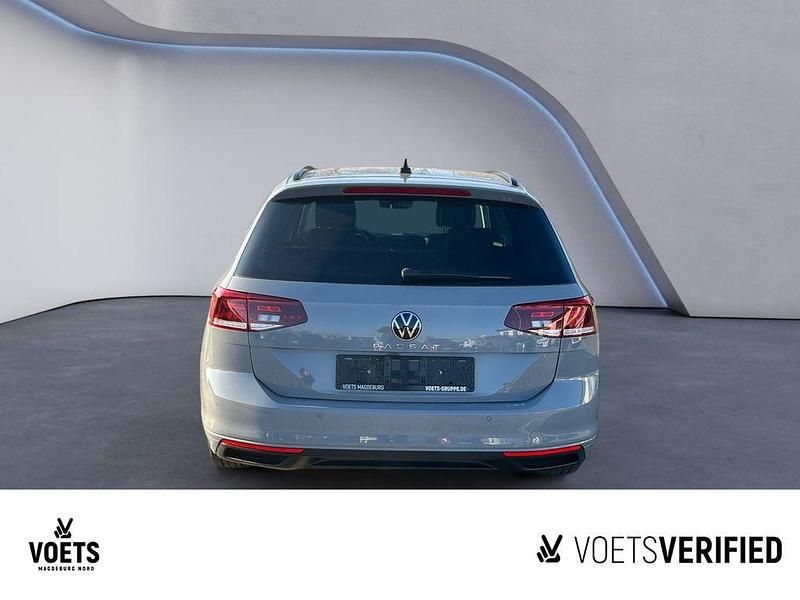 Gebraucht VW Passat Business 150 PS (110 kW) 2022 Grau Kombi