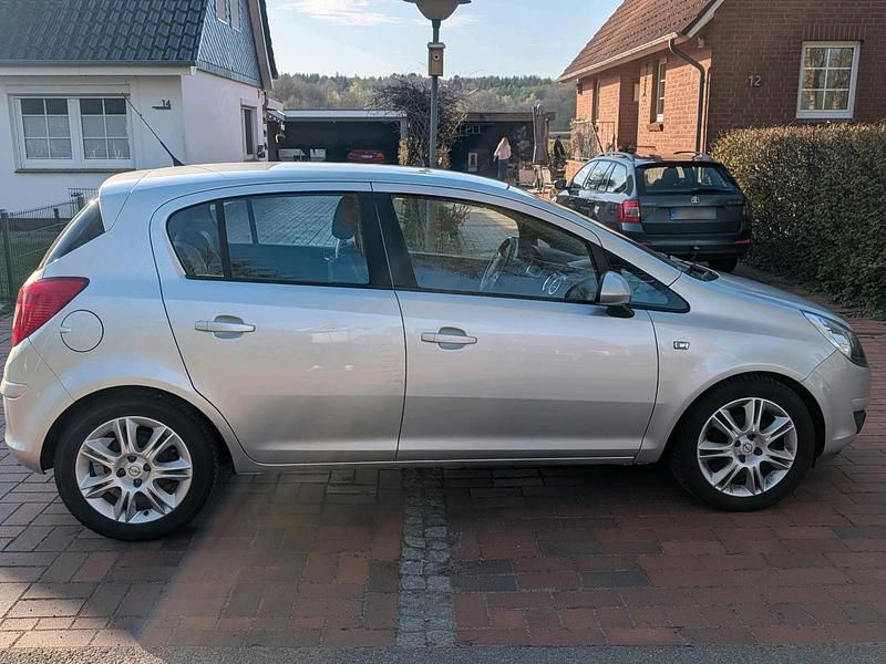 Gebraucht Opel Corsa 2010 Silber Kleinwagen