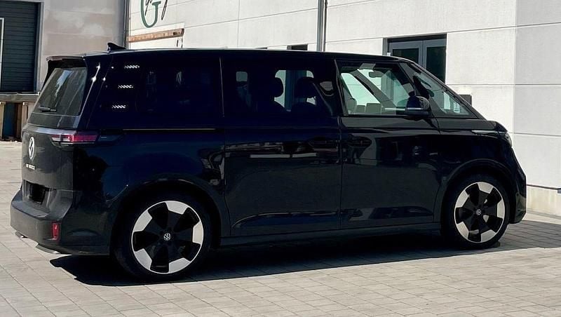 Schwarz Gebraucht 2022 VW ID. Buzz Pro Van / Kleinbus | 40.600 € (Guter Preis) - Bild 1/4