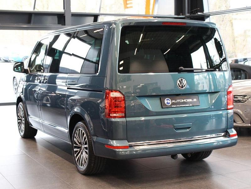 Gebraucht VW Multivan 204 PS (150 kW) 2017 Grün Van