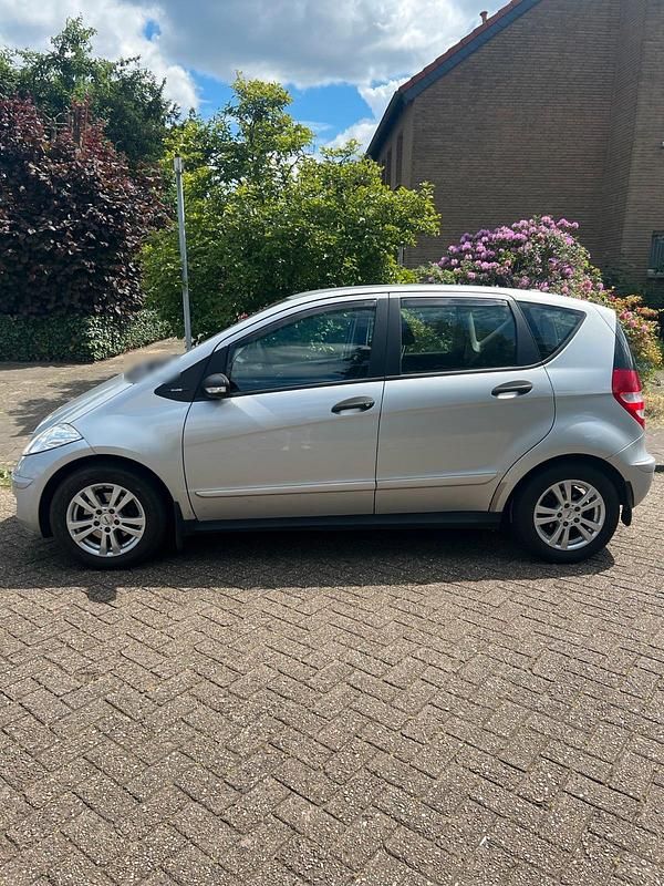 Gebraucht Mercedes A170 115 PS (84 kW) 2004 Silber Kleinwagen