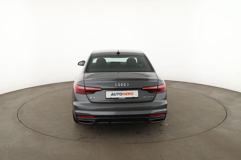 Gebraucht Audi A4 S-Line 204 PS (150 kW) 2023 Grau Limousine