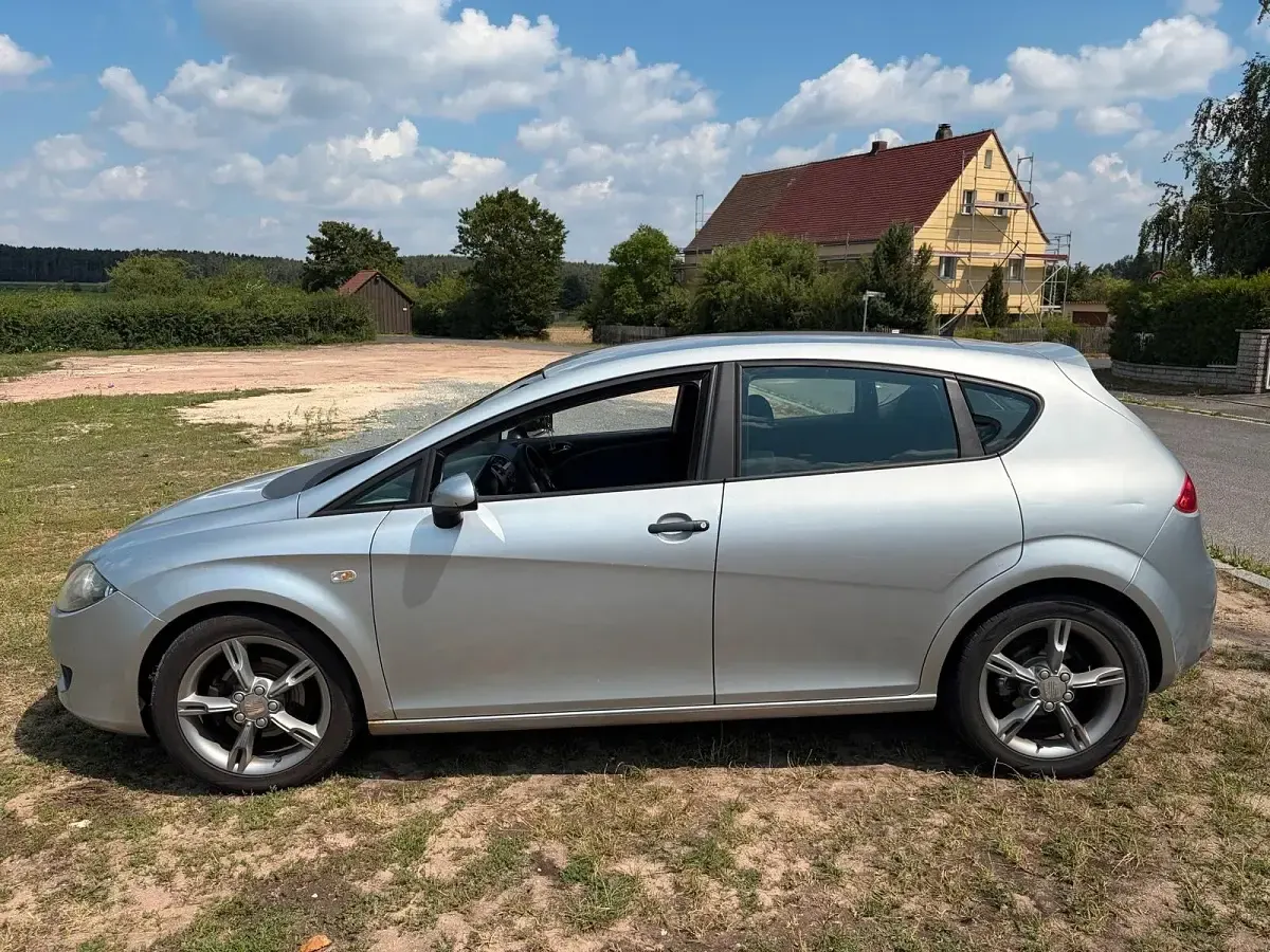 Gebraucht Seat Leon 101 PS (74 kW) 2007 Grau Kleinwagen