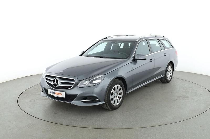 Grau Gebraucht 2016 Mercedes E200 Avantgarde Kombi | 18.180 € (Guter Preis) - Bild 1/3