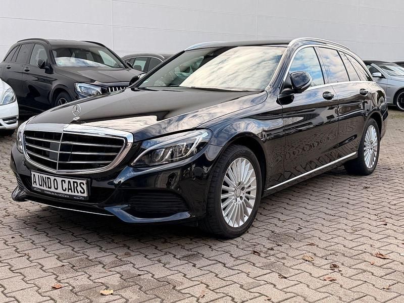 Schwarz Gebraucht 2015 Mercedes C250 Kombi | 20.499 € (Etwas zu teuer) - Bild 1/4
